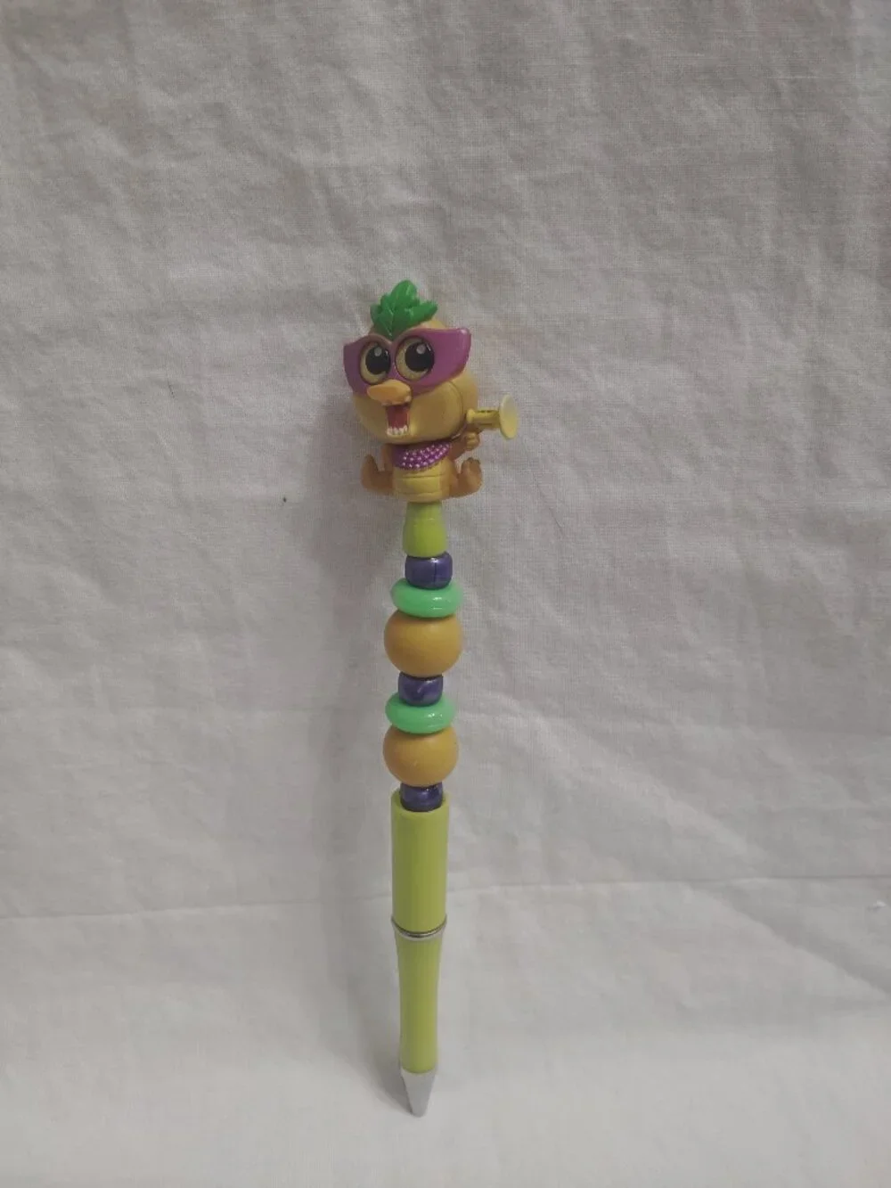 Disney Doorable-Louise- Handmade Beaded Pen
